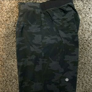 lululemon men’s T.H.E. Short 9”